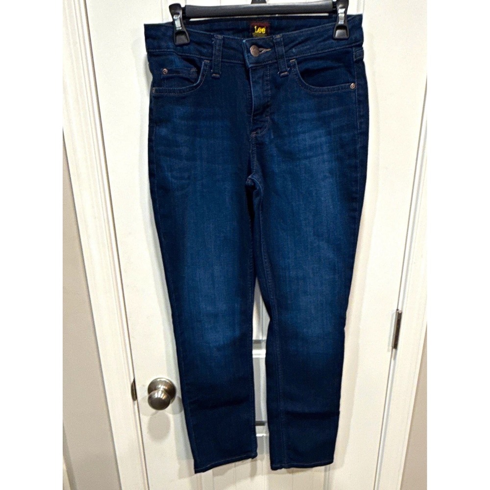 Lee Women's Dark Wash Blue Stretch Straight Leg Mid-Rise Denim Jeans Size 4M